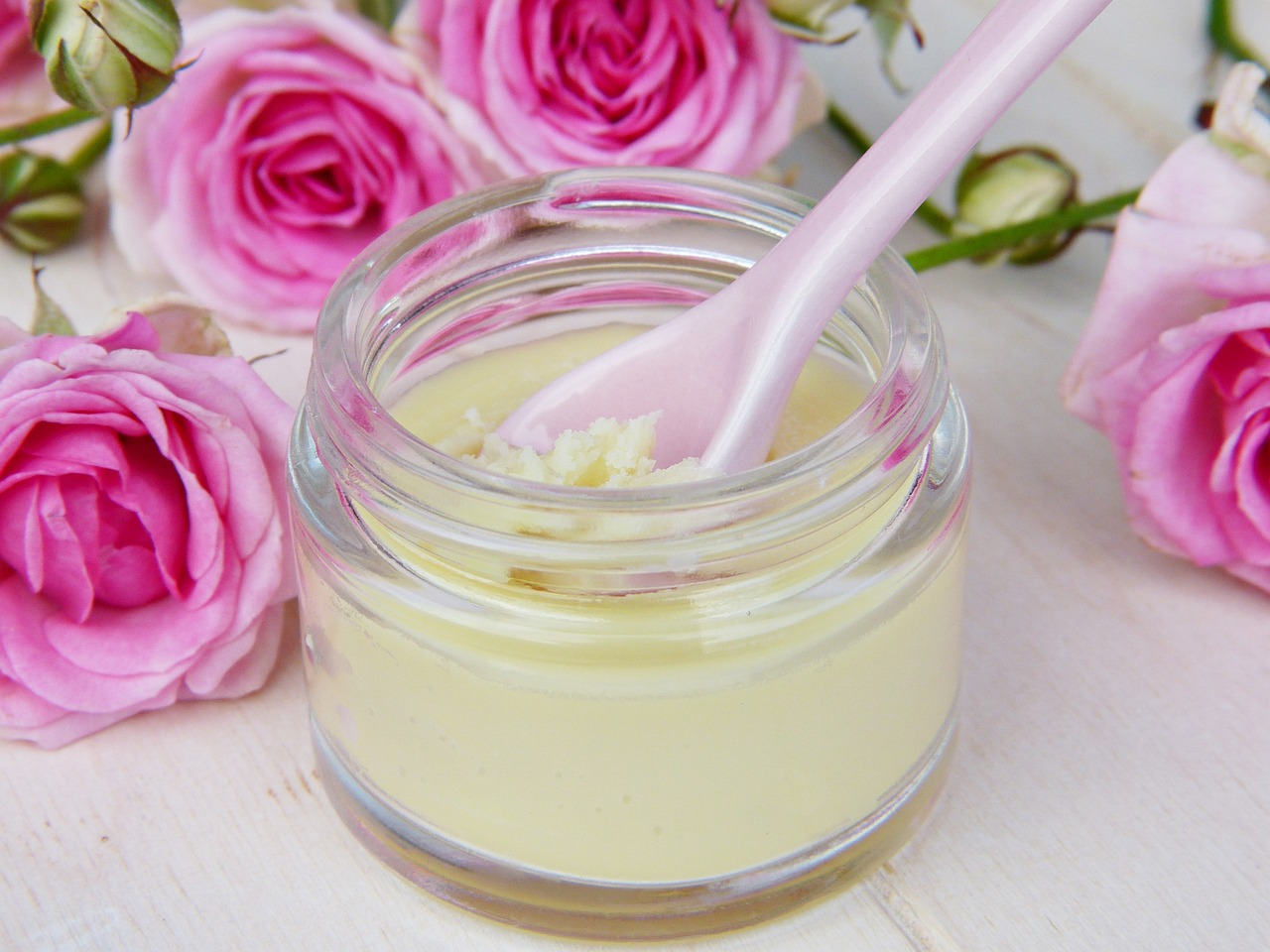 The Advantages of Using Natural Cosmetics